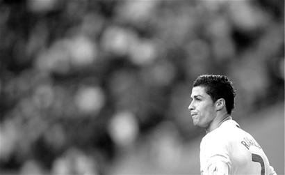 法媒：拜仁询问了后卫塔蒂，南特设定最低转会费5000万欧