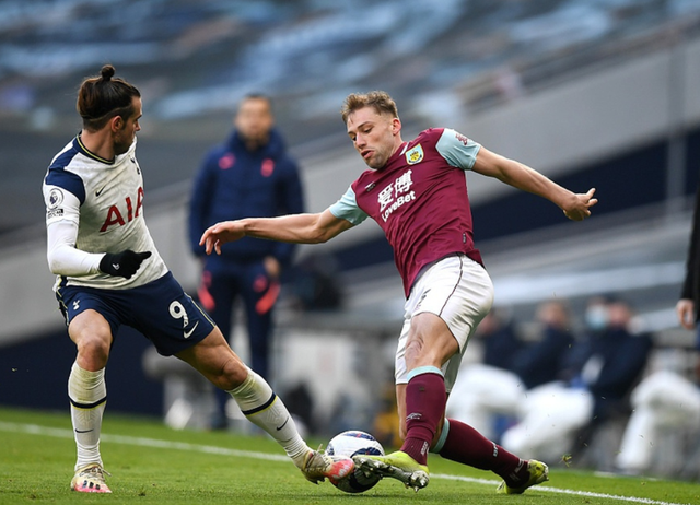 官方：约旦裁判组执法申花客战柔佛，马哈德迈赫担任主裁