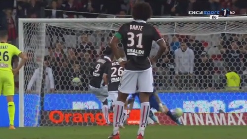 载入史册！勒温是利兹联队史第四位连续5场英超破门的球员（历史留名！勒温成利兹联史上第4位英超连续5场破门的球员）