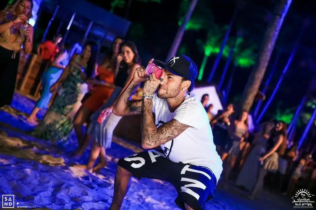 德甲前瞻：多特蒙德联赛主场不败，霍芬海姆进攻火力强劲