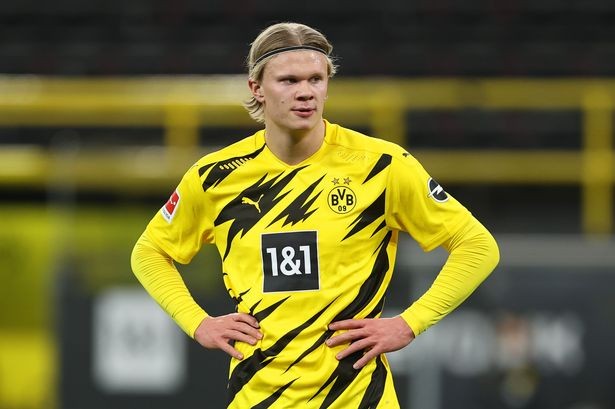 西甲榜首之争白热化（西甲榜首之争愈演愈烈）