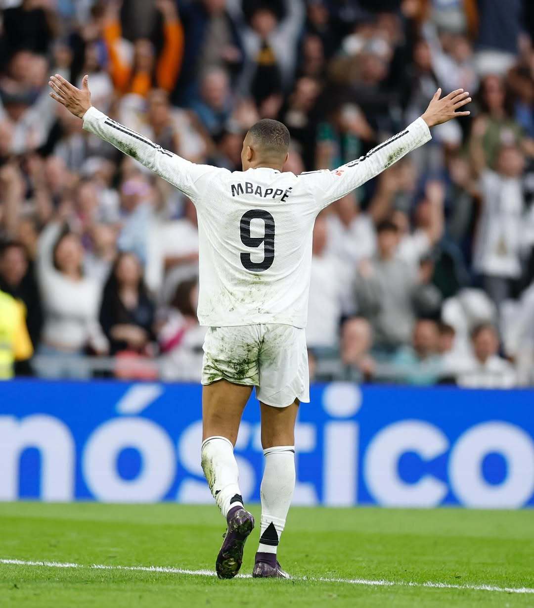 穆帅评价本菲卡13场不败，认为网坛3巨头之一本可以踢足球（穆里尼奥评本菲卡13场不败：称网坛三巨头之一能改行踢足球）