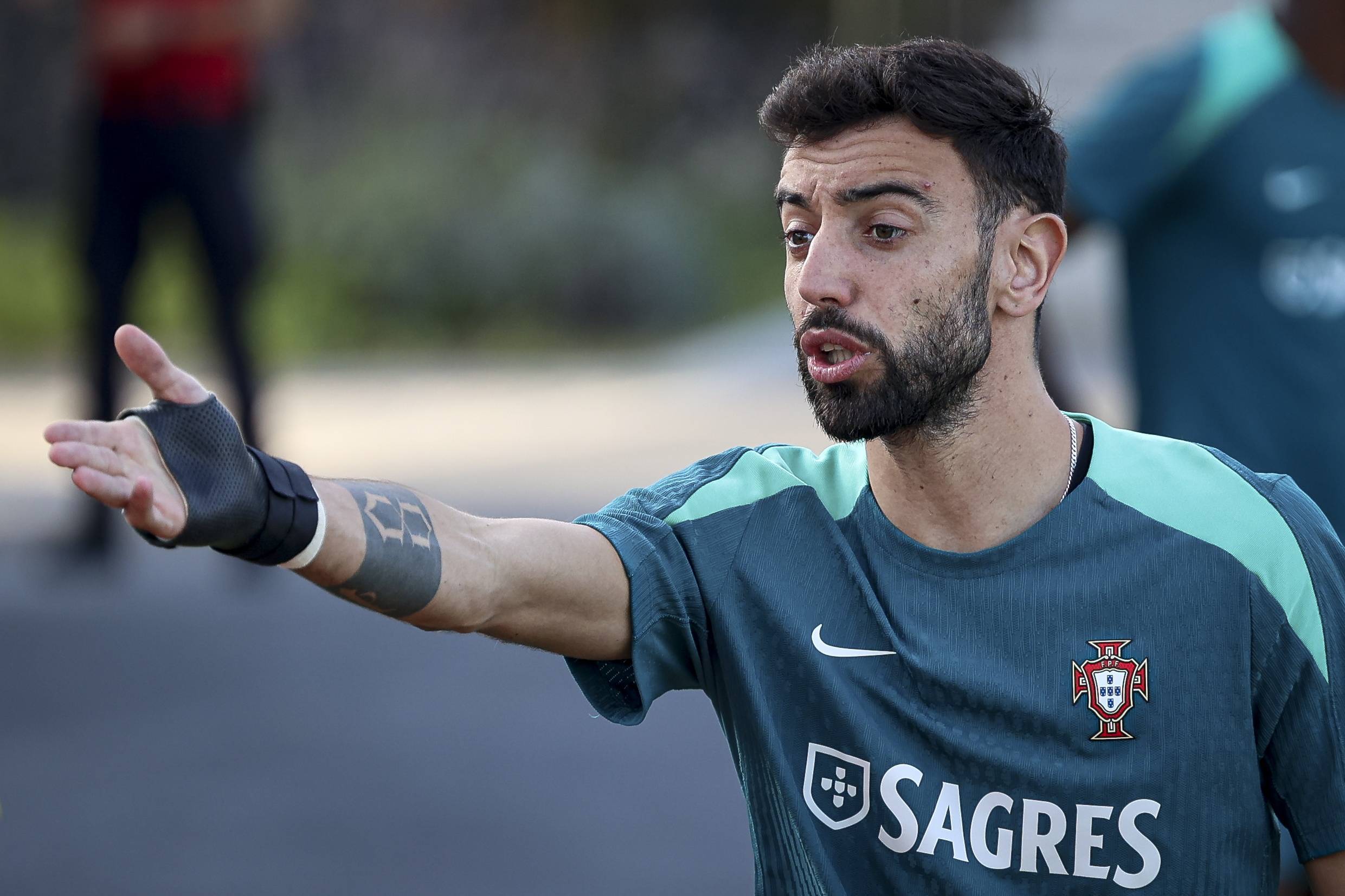 法比奥：他们开玩笑说我拿金靴但冠军挂零，希望在足协杯破零