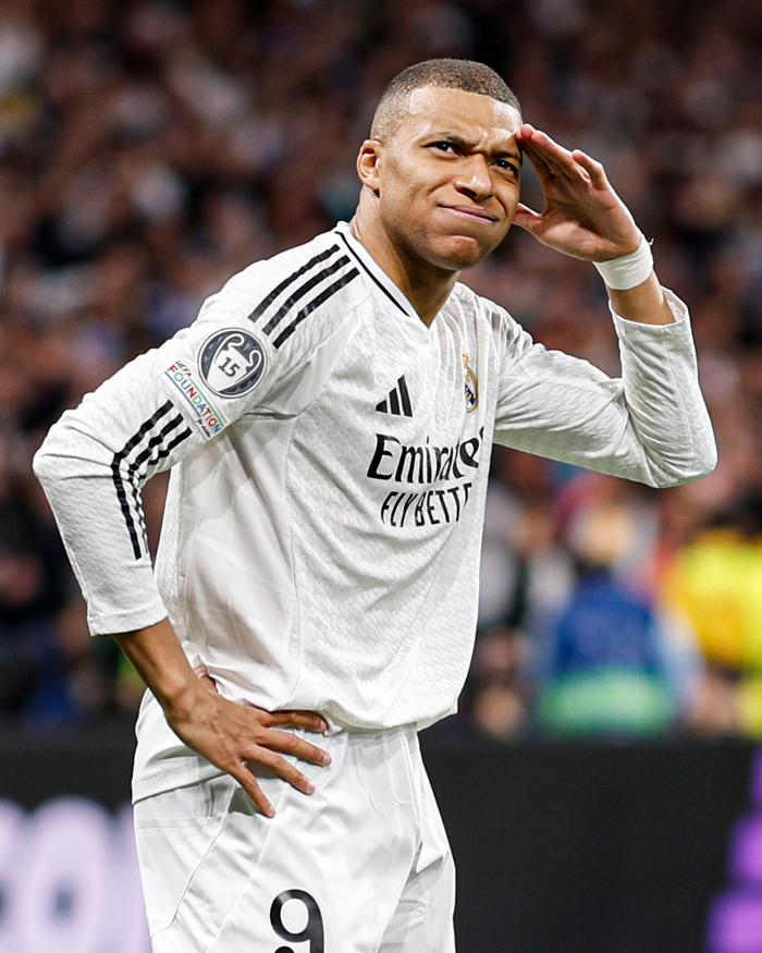 日职战报：桑塔纳等4人破门，浦和红钻4-0大胜川崎前锋