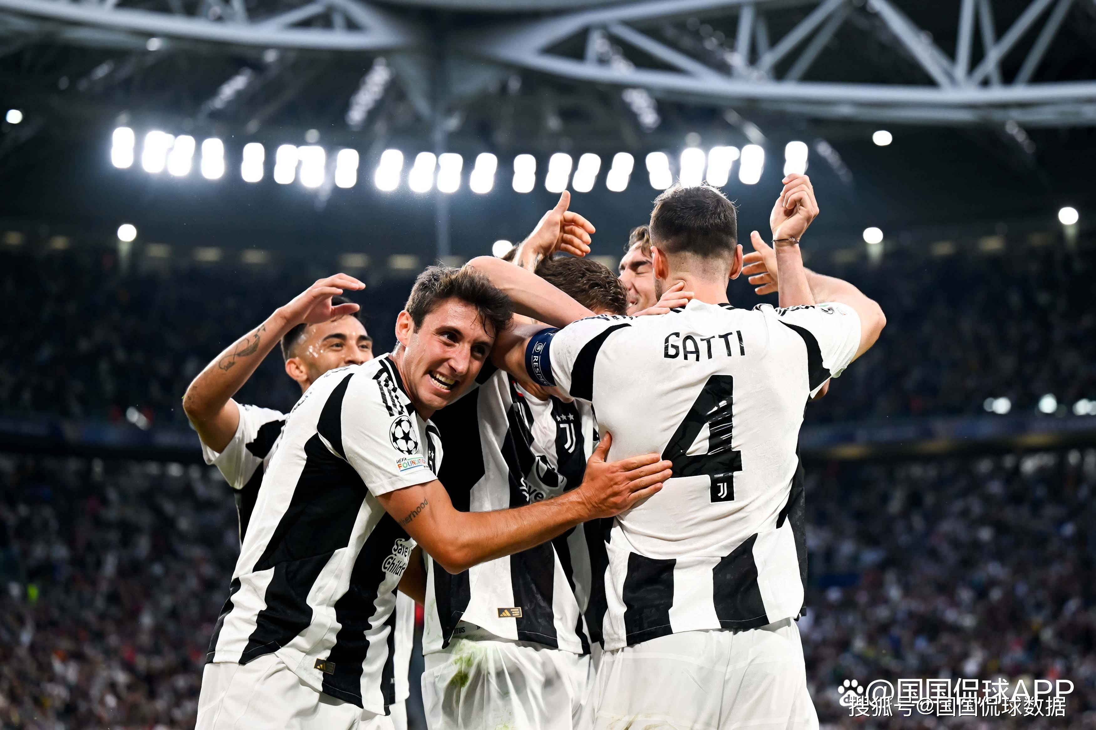 齐达内：在上海见到一个优秀的年轻人，球打得着实可以！